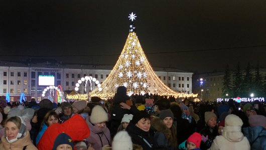 Кировчан приглашают отпраздновать присвоение городу статуса «Новогодняя столица России»